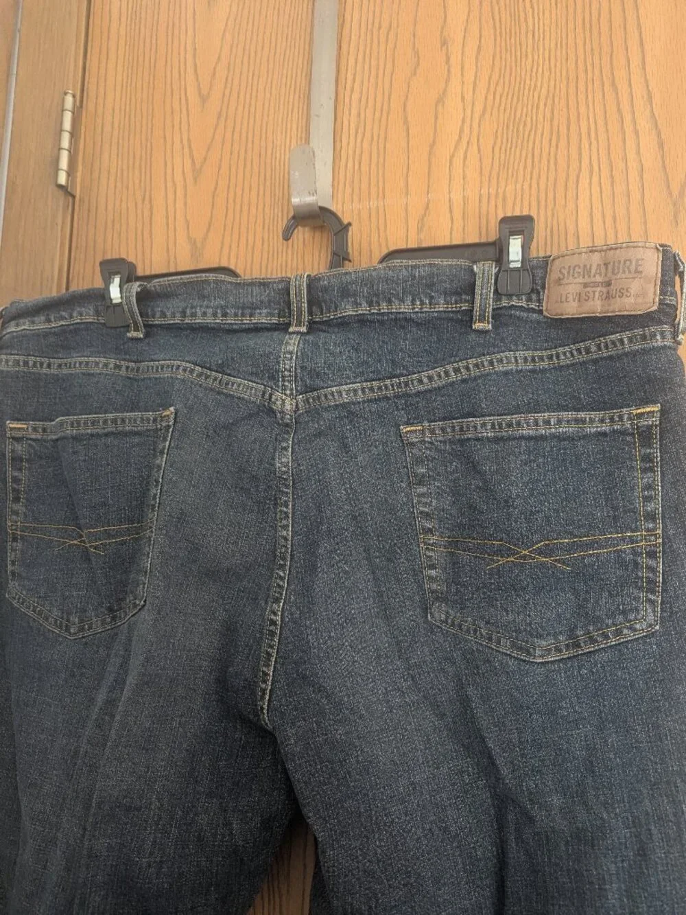 Levi's Signature Gold Relaxed Fit Denim Jeans-Men's 44/32